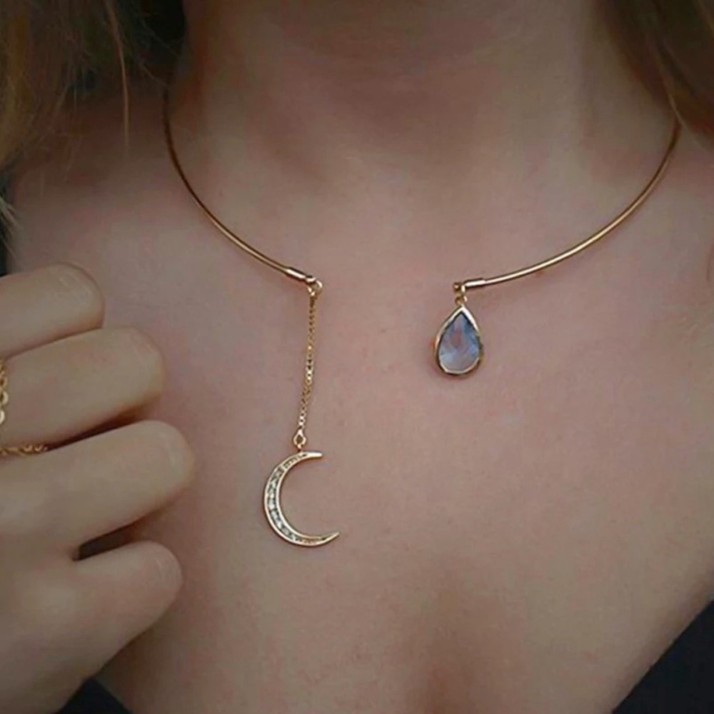 Beautiful Crystal Moon and Aquamarine Gold Choker Necklace - Picture 1 of 13